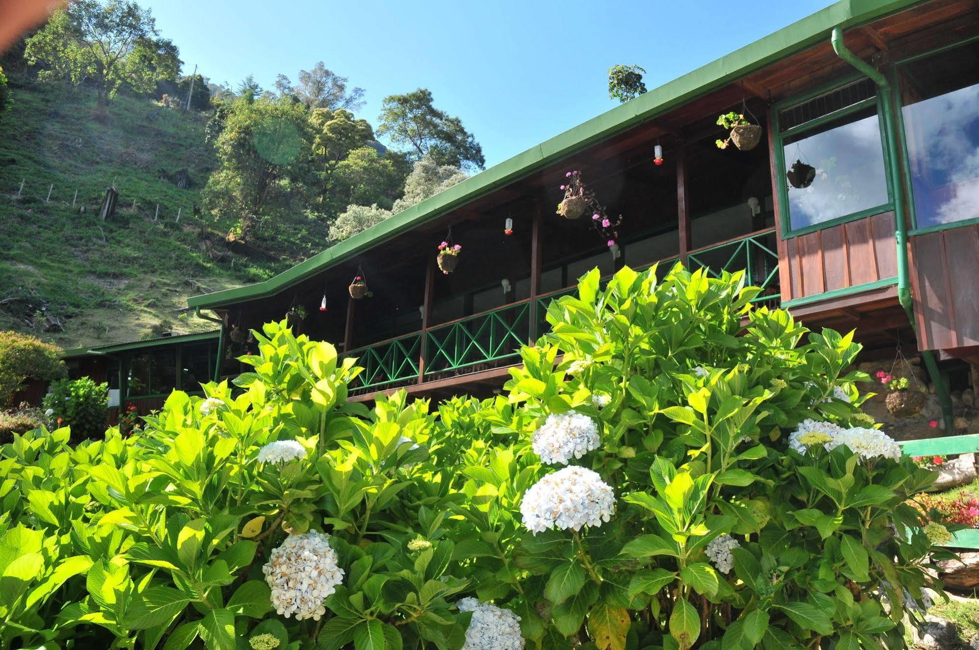 Trogon Lodge Сан Херардо де Дота Екстериор снимка